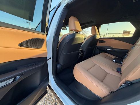 Certified 2025 Lexus RX 350 Premium Plus image 27