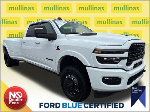 Used 2025 RAM 3500 Limited image 1