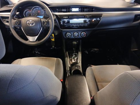 Used 2015 Toyota Corolla L image 10