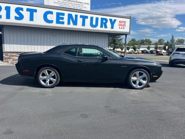 Used 2014 Dodge Challenger SXT Plus RWD image 18