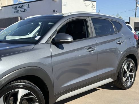Used 2017 Hyundai Tucson Sport FWD image 10