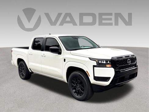 New 2026 Nissan Frontier SV w/ Tow Package RWD image 1
