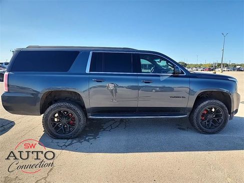 Used 2019 GMC Yukon XL SLT w/ Open Road Package image 5