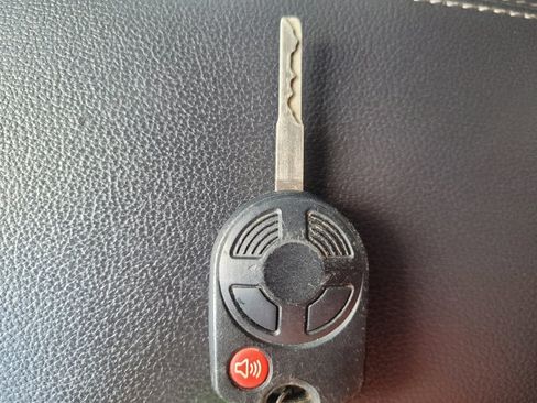 Used 2019 Ford Escape S image 32