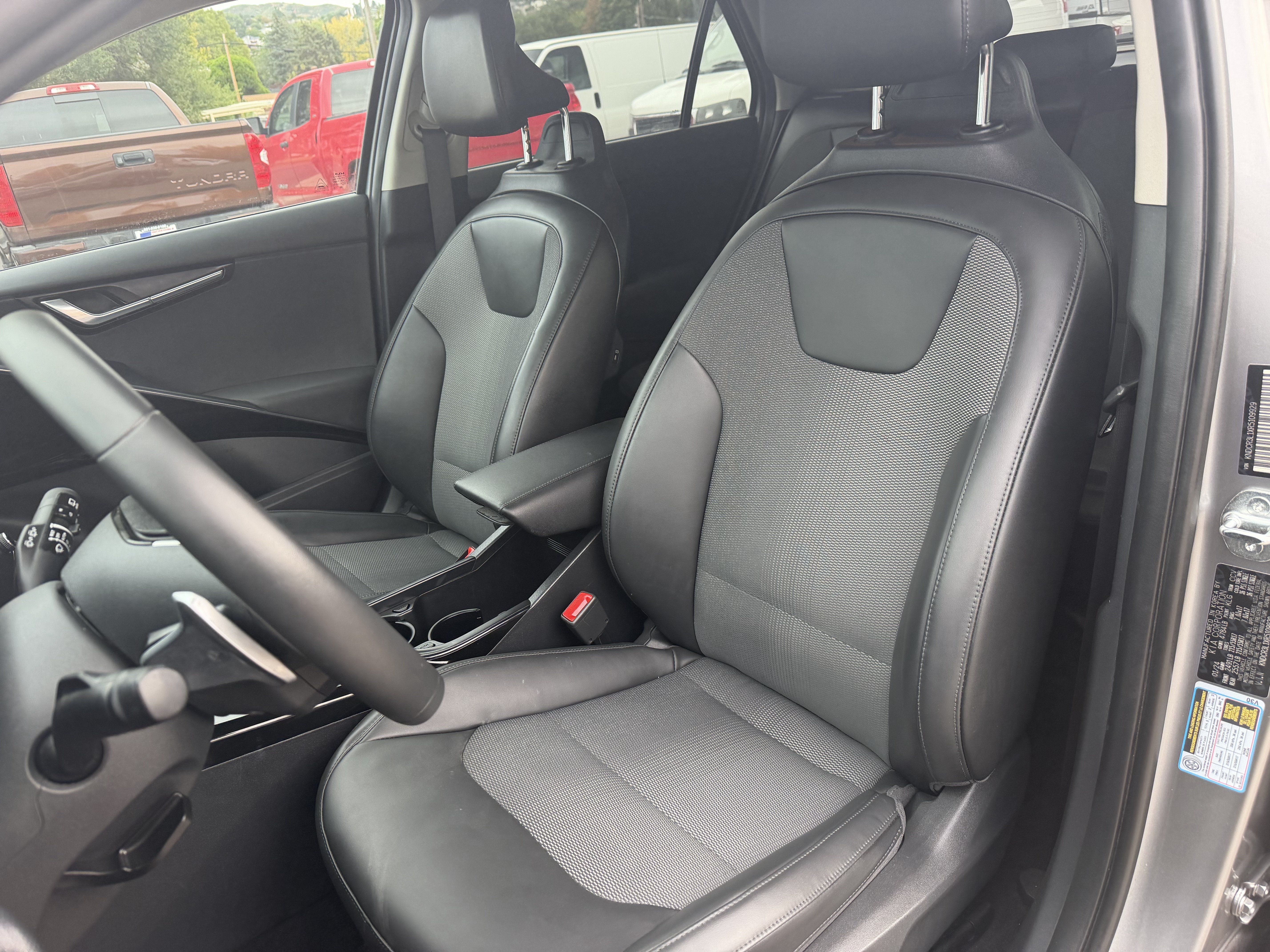Used 2024 Kia Niro Wind FWD image 16