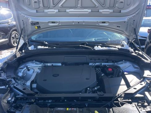 Used 2023 Volvo XC60 B6 Ultimate w/ Climate Package image 35