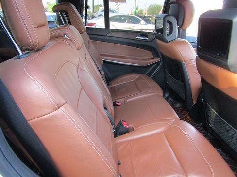 Used 2017 Mercedes-Benz GLS 550 GLS550 image 6