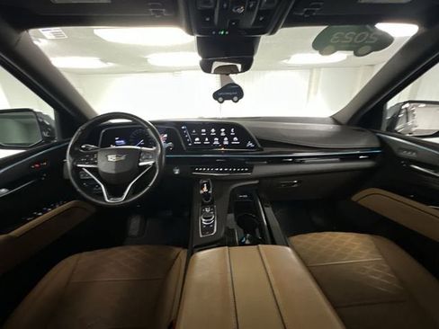 Certified 2023 Cadillac Escalade Sport w/ Touring Package image 21