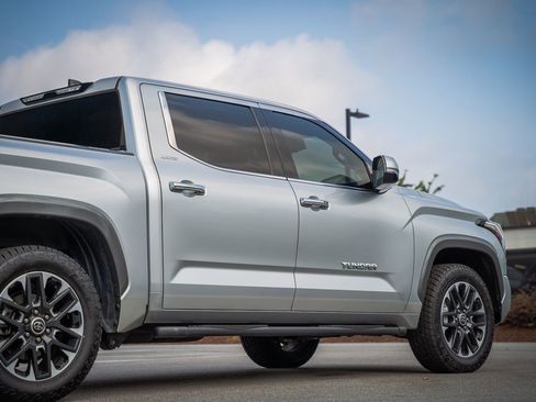 Used 2023 Toyota Tundra Limited w/ Power Package RWD image 10