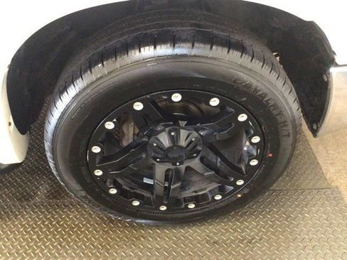 Used 2012 Toyota Tundra 2WD CrewMax w/ Tow Pkg image 27