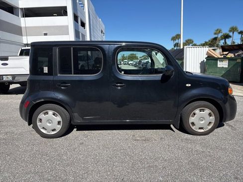 Used 2013 Nissan Cube 1.8 S w/ Interior Designer Pkg image 2