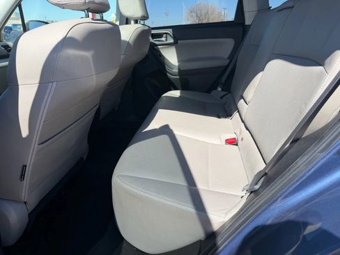 Used 2014 Subaru Forester 2.5i Touring image 10