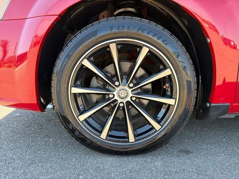 Used 2013 Dodge Avenger SE FWD image 17