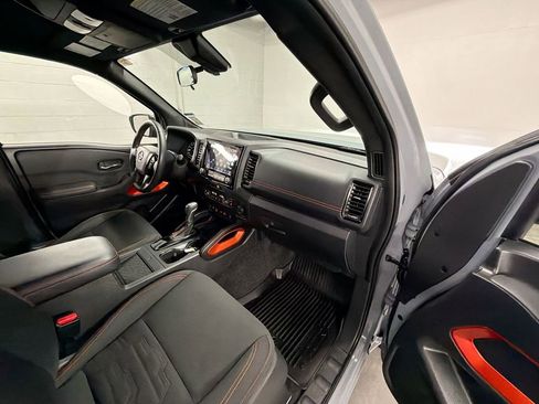 Used 2023 Nissan Frontier Pro-X w/ Pro Convenience Package RWD image 27