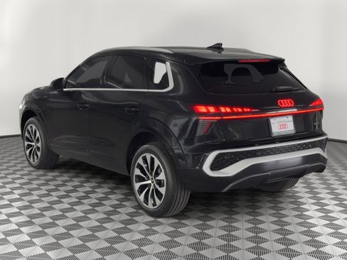 New 2026 Audi Q3 quattro 2.0T image 3