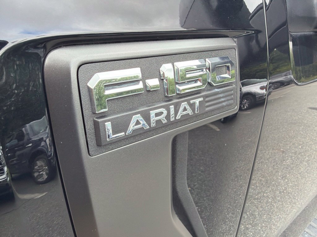 Used 2023 Ford F150 Lariat w/ Equipment Group 502A High AWD/4WD image 4