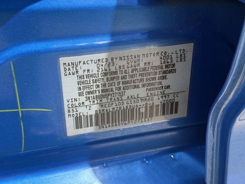 Used 2023 Nissan Sentra SR w/ Electronics Package FWD image 33