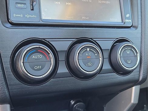 Used 2014 Subaru Forester 2.5i Limited image 17