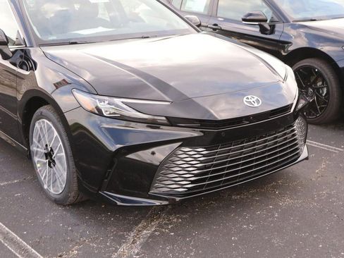 New 2026 Toyota Camry XLE AWD/4WD image 2