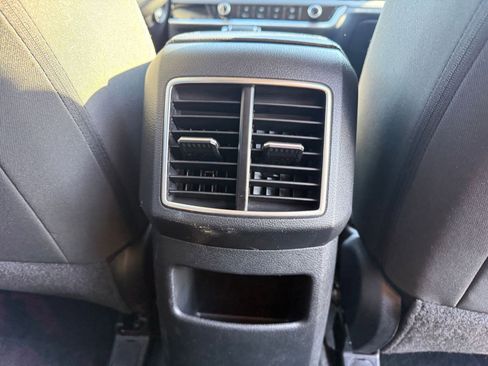 Used 2025 Kia Sportage LX FWD image 22
