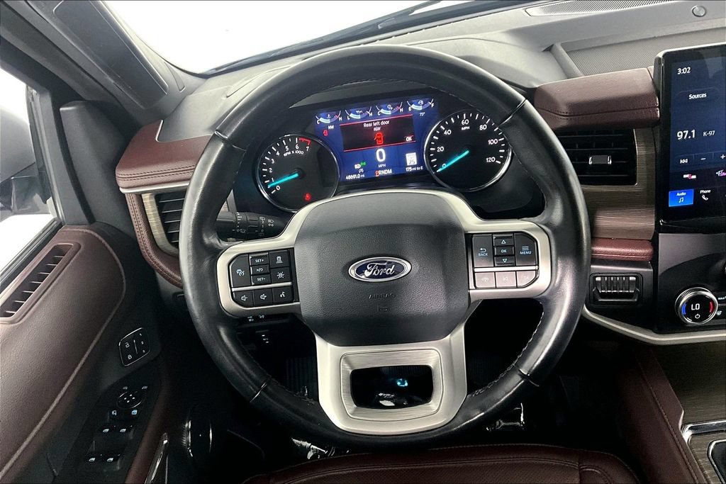 Used 2024 Ford Expedition Max Limited AWD/4WD image 5