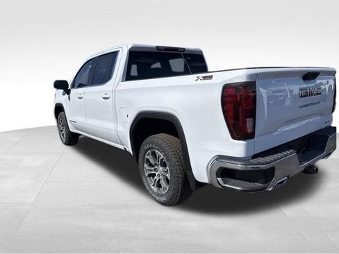 New 2026 GMC Sierra 1500 SLE AWD/4WD image 3
