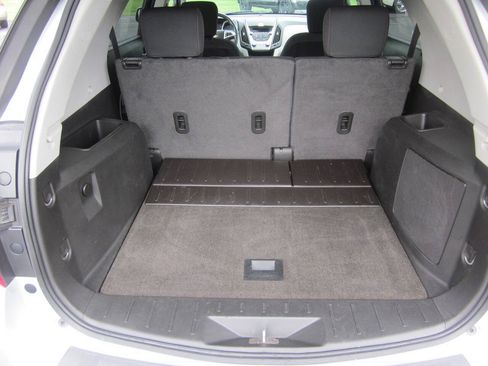 Used 2011 Chevrolet Equinox LT w/ Driver Convenience Package FWD image 19