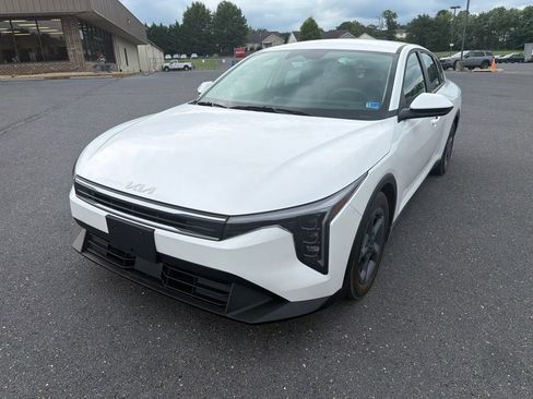 Used 2026 Kia K4 FWD image 1