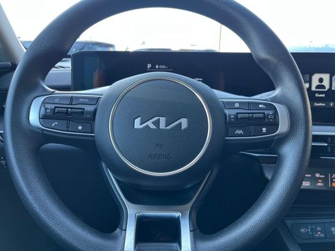 Used 2025 Kia K5 LXS FWD image 29