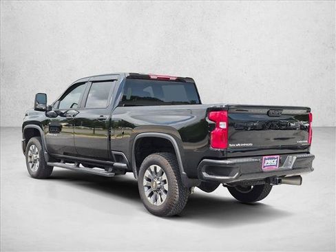 Used 2025 Chevrolet Silverado 2500 Custom w/ Custom Value Package AWD/4WD image 8
