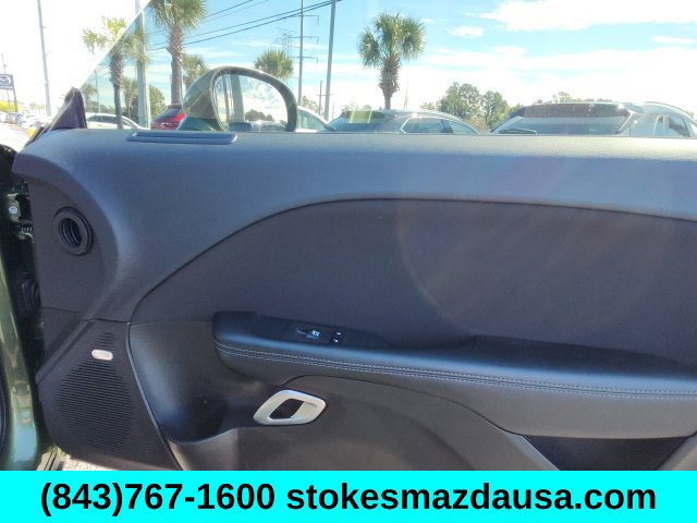 Used 2023 Dodge Challenger SXT RWD image 23