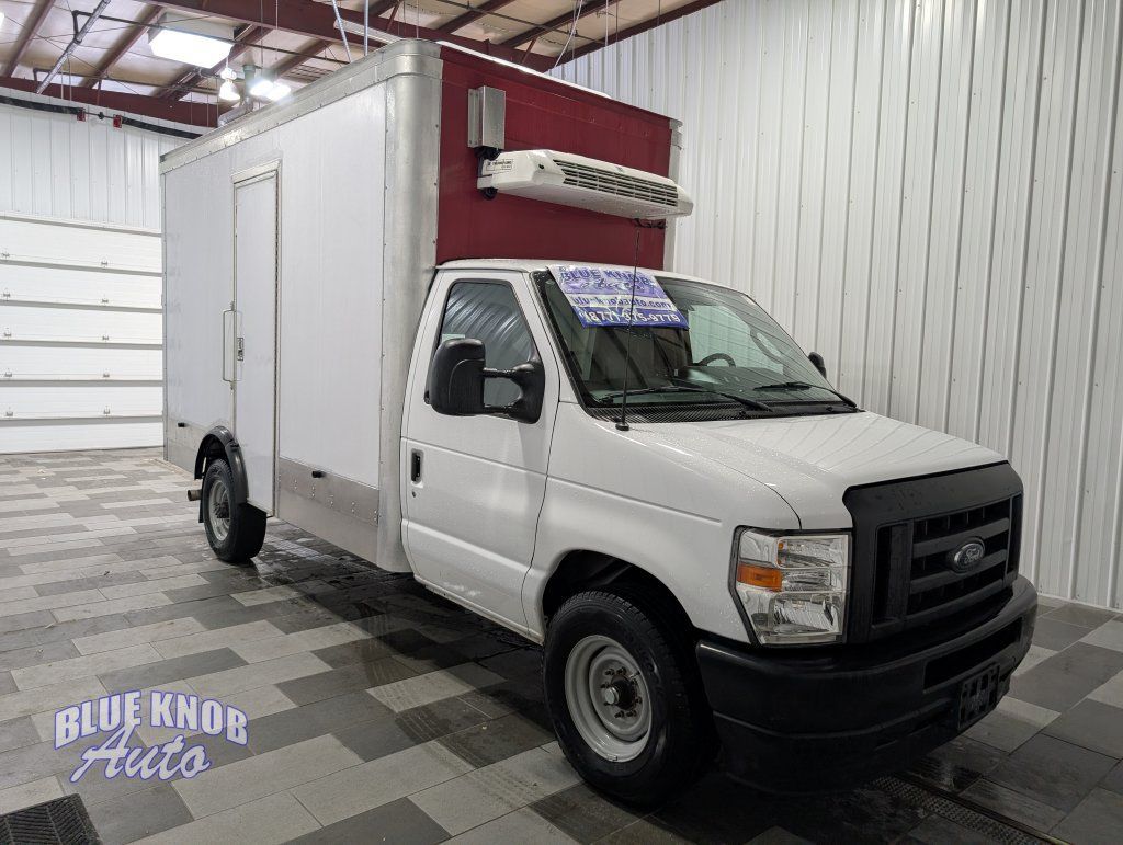 Used 2024 Ford E-350 and Econoline 350 Super Duty w/ Power Windows & Locks Group RWD image 5