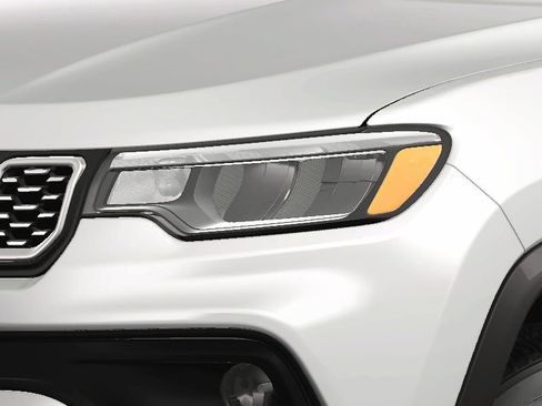 New 2025 Jeep Compass Limited image 13