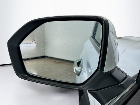 Used 2025 Hyundai Palisade SEL AWD/4WD image 16