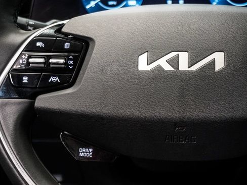 Used 2024 Kia Niro Wind FWD image 15
