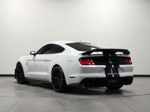 Used 2021 Ford Mustang Shelby GT500 w/ Technology Package image 6