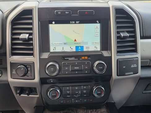 Used 2018 Ford F250 Lariat w/ Lariat Ultimate Package AWD/4WD image 15