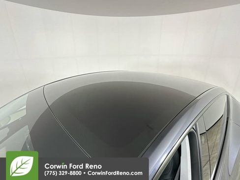 Used 2024 Tesla Model Y Long Range AWD/4WD image 22