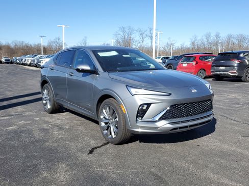 New 2026 Buick Envista Avenir image 1