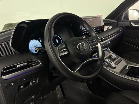 Used 2025 Hyundai Palisade Calligraphy image 23