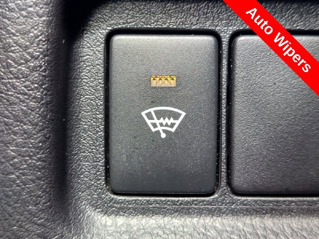Used 2020 Toyota 4Runner Limited AWD/4WD image 19