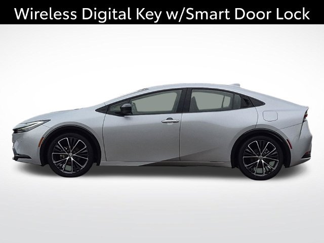Certified 2025 Toyota Prius XLE FWD image 10