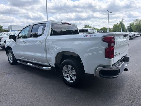 Used 2023 Chevrolet Silverado 1500 LT AWD/4WD image 8