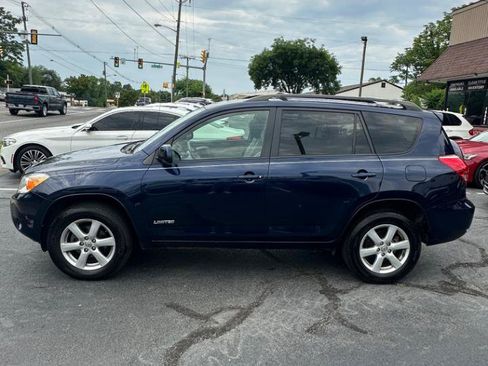 Used 2007 Toyota RAV4 Limited AWD/4WD image 2