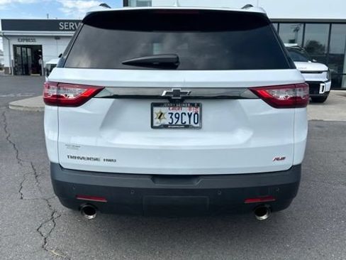 Used 2019 Chevrolet Traverse RS w/ LPO, Floor Liner Package AWD/4WD image 9