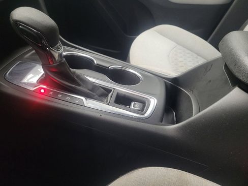 Used 2022 Chevrolet Equinox LT image 26