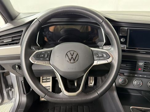 Used 2023 Volkswagen Jetta Sport FWD image 17