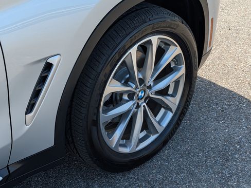 Used 2019 BMW X3 xDrive30i w/ Premium Package AWD/4WD image 12