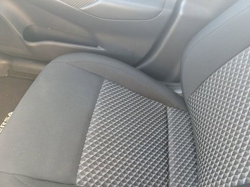 Used 2023 Nissan Versa S FWD image 12