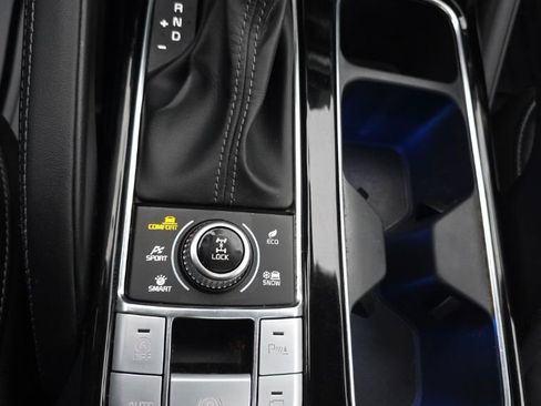 Certified 2021 Kia Telluride SX w/ SX Prestige Package AWD/4WD image 15